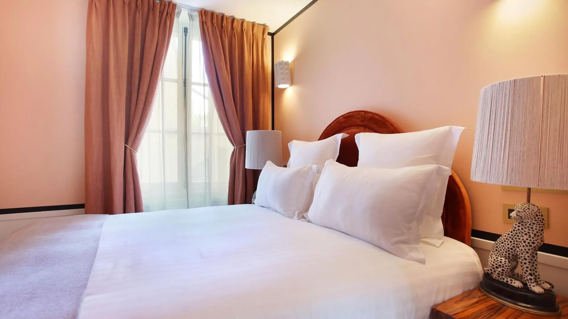 Aparthotel Makom Ferdinand Duval Paris France