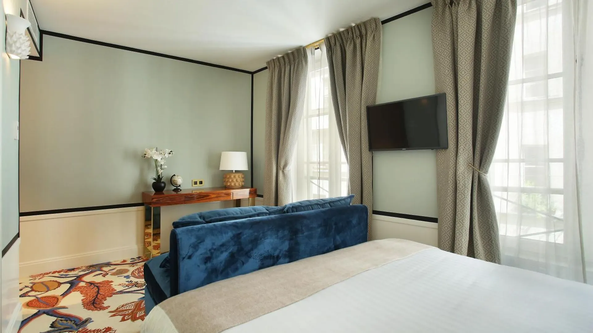 Makom Ferdinand Duval Paris 0*,