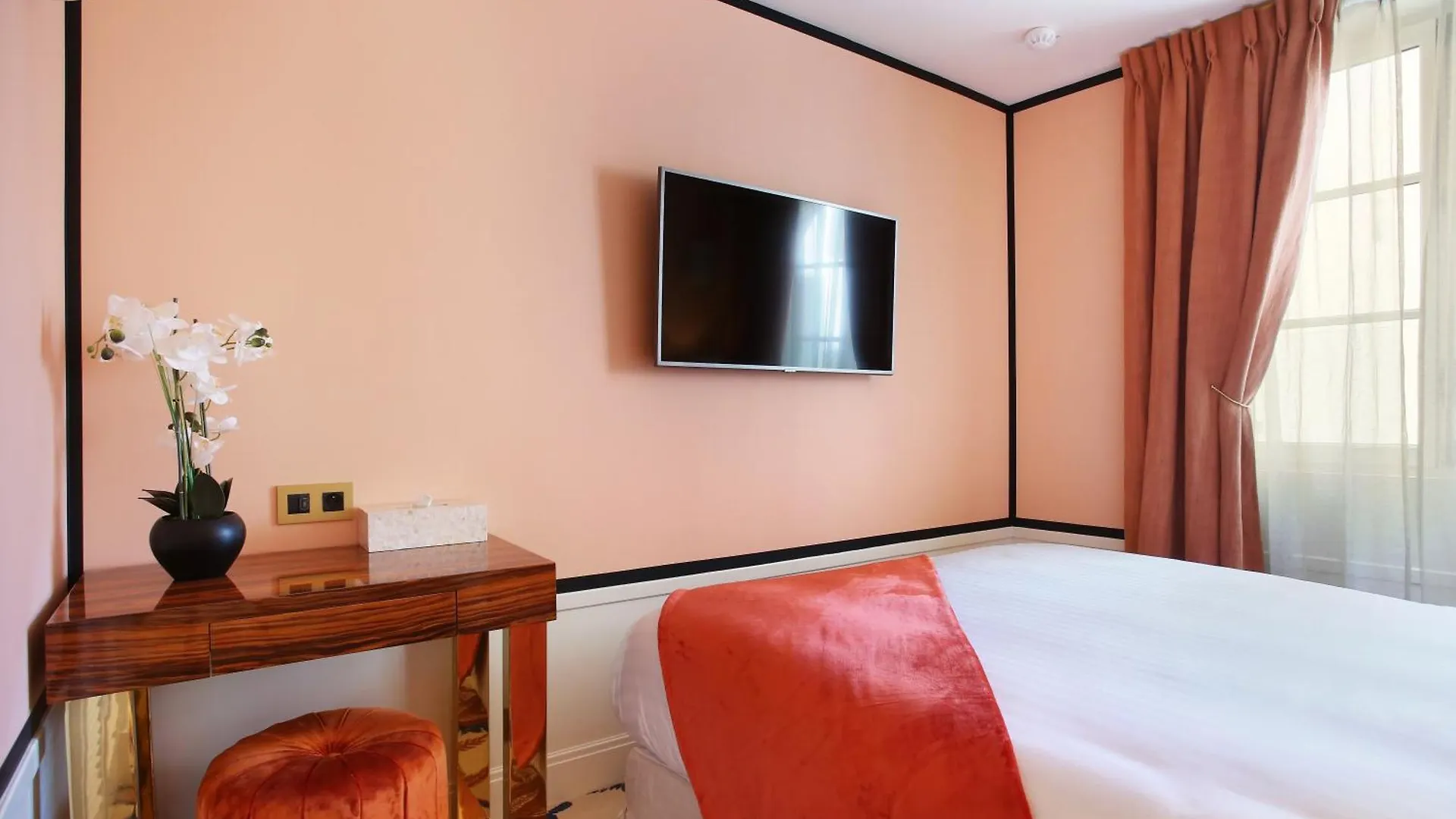 Makom Ferdinand Duval Paris Aparthotel